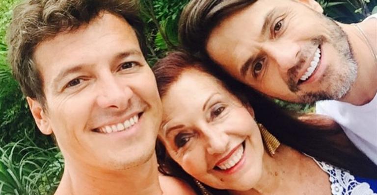 Rodrigo Faro parabeniza a mãe em seu aniversário: “Obrigado por ter feito de mim o homem que sou”