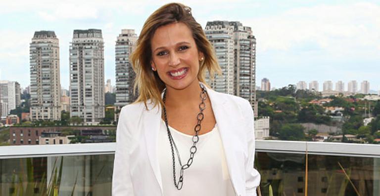 Luisa Mell escolherá nome do filho apenas 8 dias após o nascimento