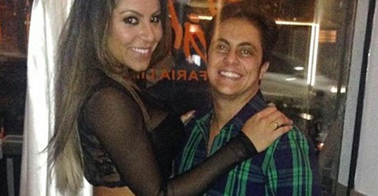 Andressa Ferreira exibe boa forma e ganha cantada de Thammy: “Vou te levar para o calor do meu quarto”