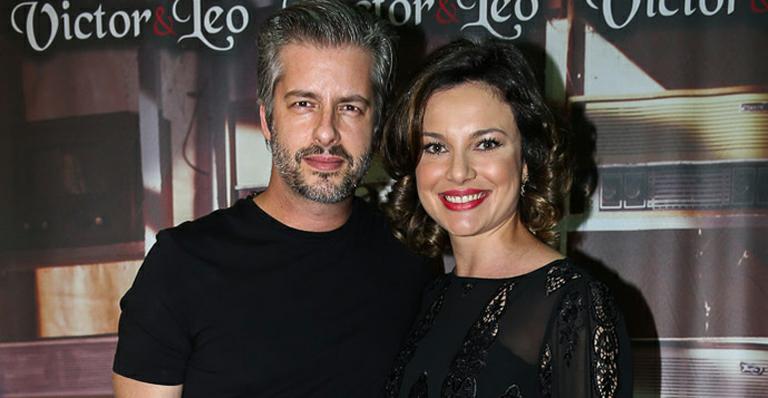 Victor Chaves comemora o nascimento da filha