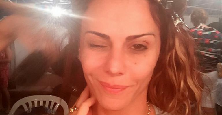 Sem dormir, Vivi Araújo grava cena de ‘Império’ e se prepara para brilhar na Sapucaí