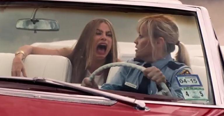Reese Witherspoon e Sofia Vergara vivem fuga atrapalhada em ‘Hot Pursuit’; veja o trailer