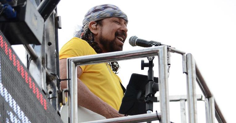 Em seu primeiro Carnaval em carreira solo, Bell Marques agita trio em Salvador