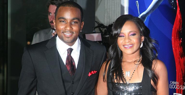 Namorado tatua o nome de Bobbi Kristina, filha de Whitney Houston, no braço