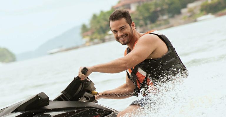Sidney Sampaio fala sobre seus projetos na TV Record