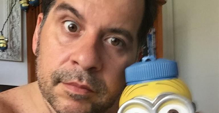 Após perder 30kg, Leandro Hassum posa sem camisa e ganha elogios: “Gato”