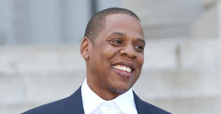 Jovem processa Jay-Z dizendo que o rapper é seu pai. Veja as fotos e compare!