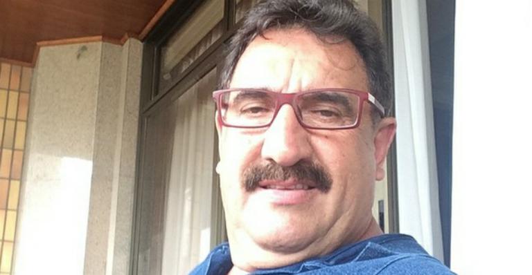 Ratinho se diverte com os netos e fãs comentam: “Cara de um, focinho de outro”