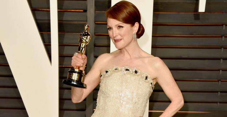 Vencedora do Oscar, Julianne Moore é demitida por atuar mal