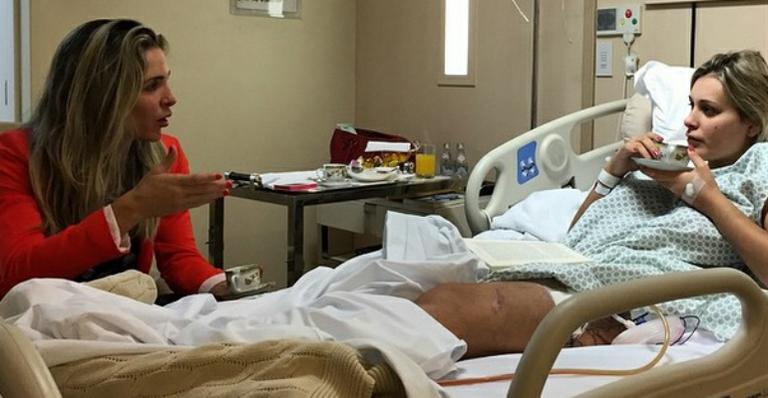 Joana Machado visita Andressa Urach no hospital: “Momento difícil”