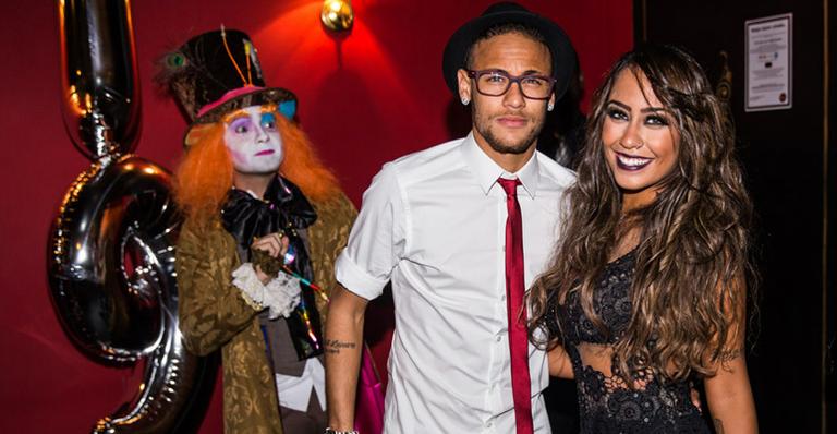 Com recado de Bruna Marquezine, Neymar comemora aniversário da irmã, Rafaella Santos