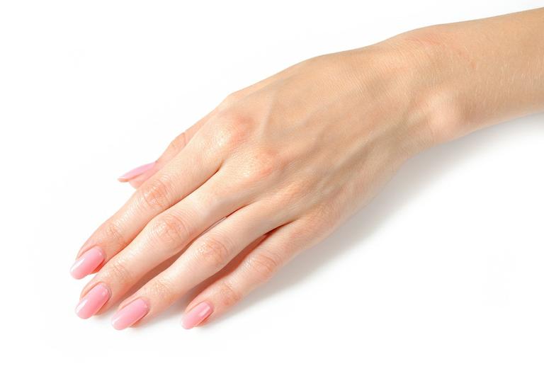 Saiba como fortalecer as unhas quebradiças e frágeis