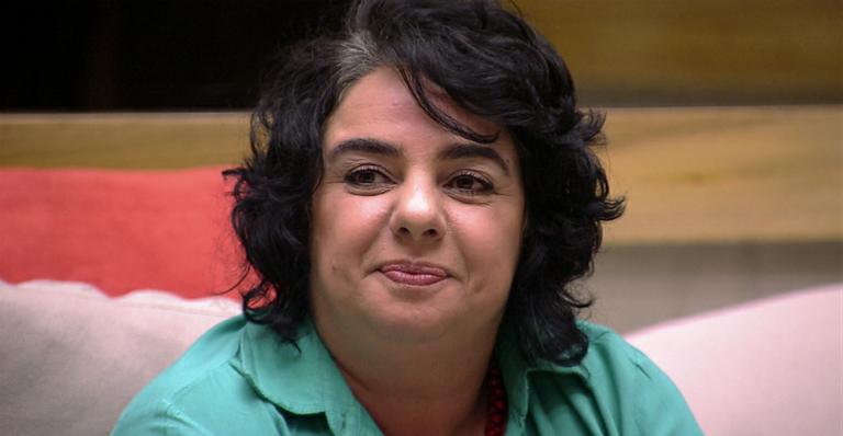 Mariza diz que está aberta para relacionamentos e conta o que um homem precisa ter