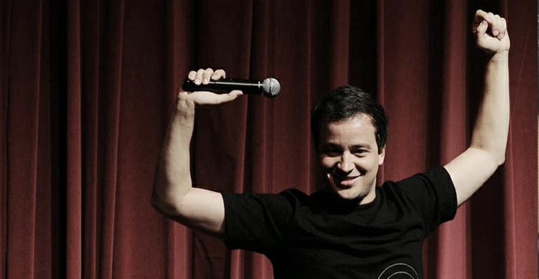 Rafael Cortez: “Saber rir de si mesmo é uma maravilha”