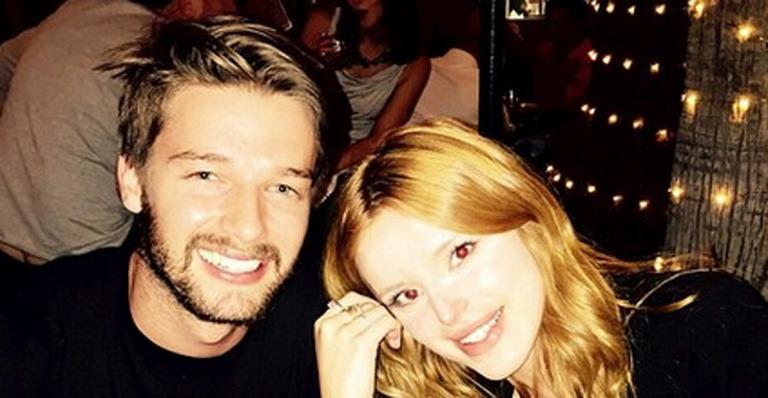 Bella Thorne nega boatos de namoro com Patrick Schwarzenegger
