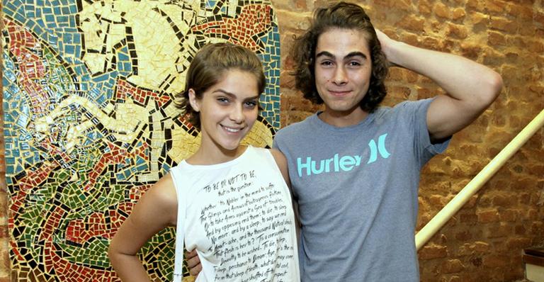 Casal em Malhação, Isabella Santoni e Rafael Vitti assumem namoro e vão juntos a show