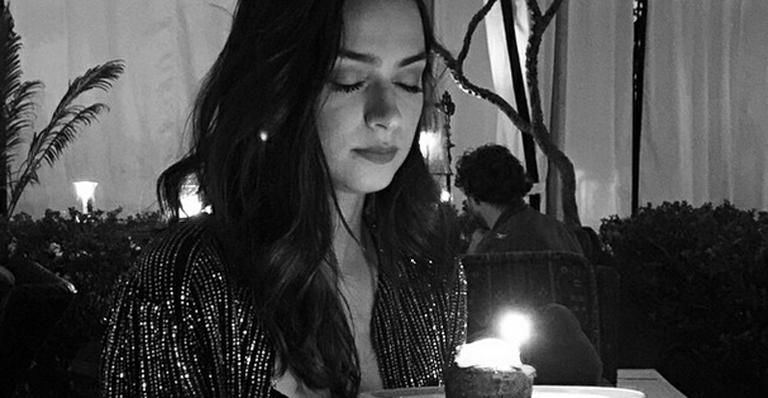 Thaila Ayala comemora aniversário em Los Angeles