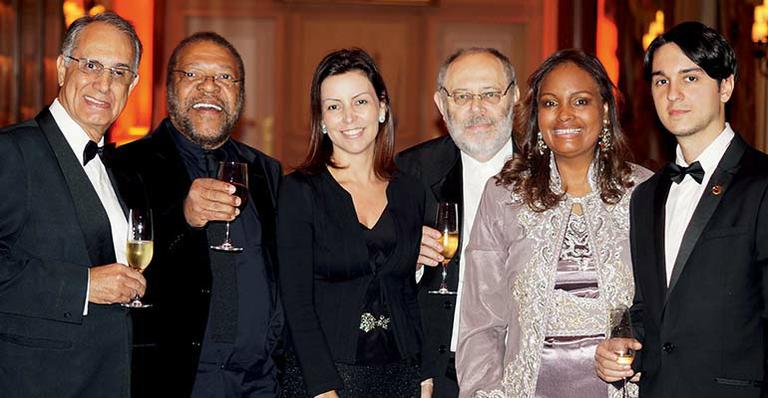 Martinho da Vila: homenagem em gala francesa