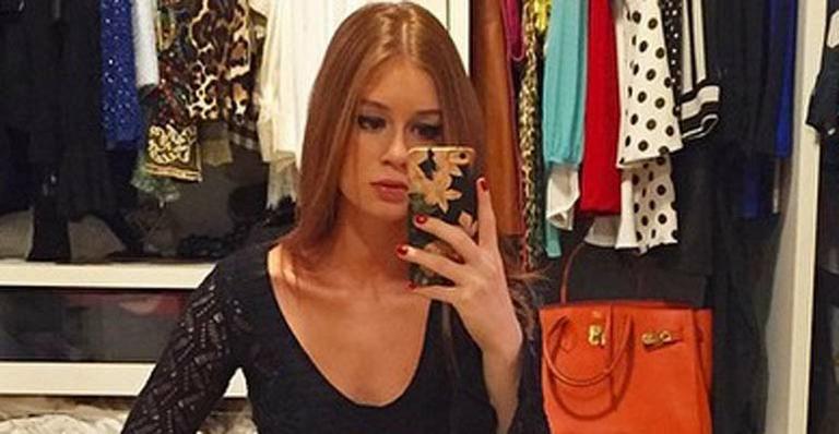 Marina Ruy Barbosa posa sexy e ganha beijo do namorado