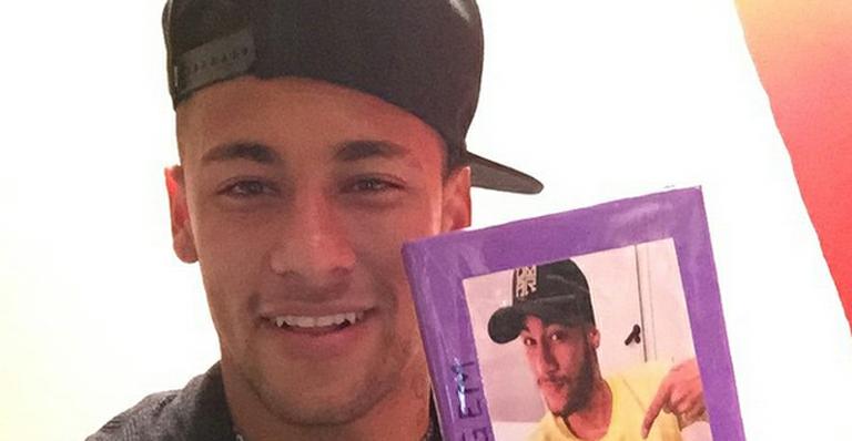 Neymar solta a voz em vídeo e fãs brincam: ‘Indireta pra Bruna’