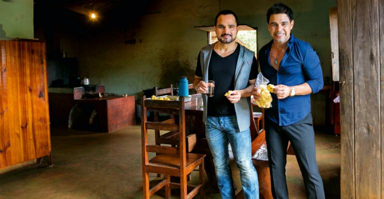 Zezé Di Camargo e Luciano: emoção em ida ao Sítio Novo