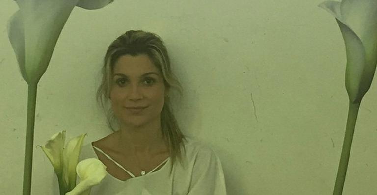 Flávia Alessandra renova o batismo nas águas do Rio Jordão