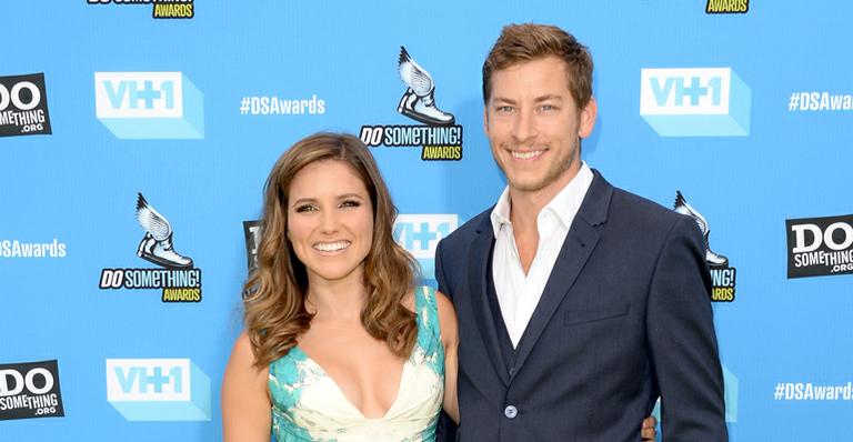 Sophia Bush lamenta morte de ex-namorado, vítima de terremoto