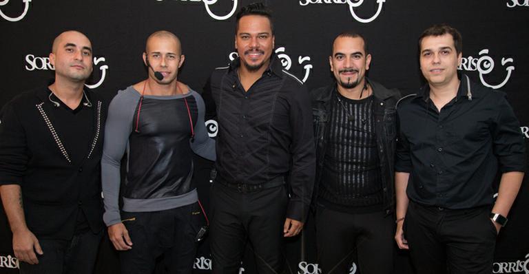 “Brasileiro gosta de cantar a dor”, diz Bruno Cardoso, do Sorriso Maroto