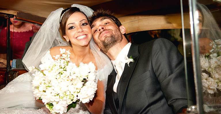 Bia Casagrande e Lucão, do vôlei, se casam em São Paulo