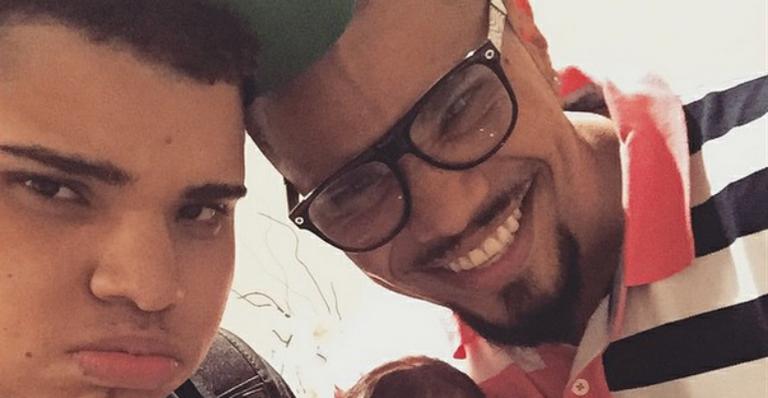Filho de Naldo mostra semelhança com a irmã: “Cara de bolacha”