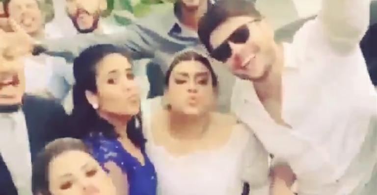 Preta Gil amanhece com convidados em festança de casamento