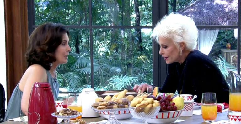 Fátima Bernardes visita o ‘Mais Você’ e leva brigadeiro para Ana Maria Braga