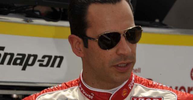Piloto Helio Castroneves sofre acidente em treino e passa bem