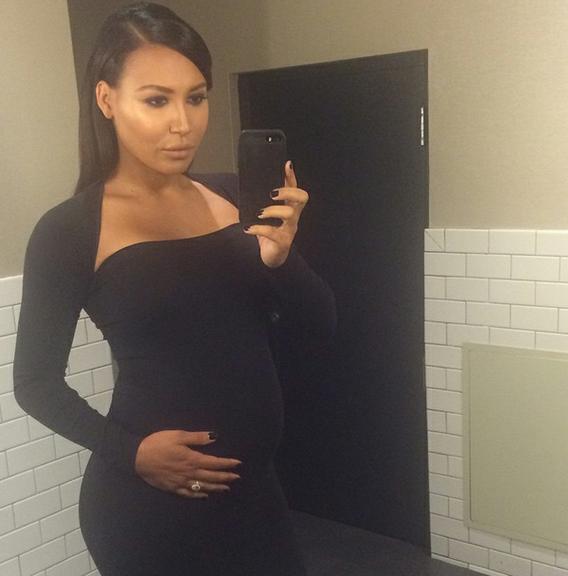 Naya Rivera, de Glee, espera um menino