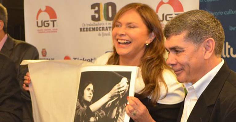 Fafá de Belém é homenageada em exposição na Avenida Paulista