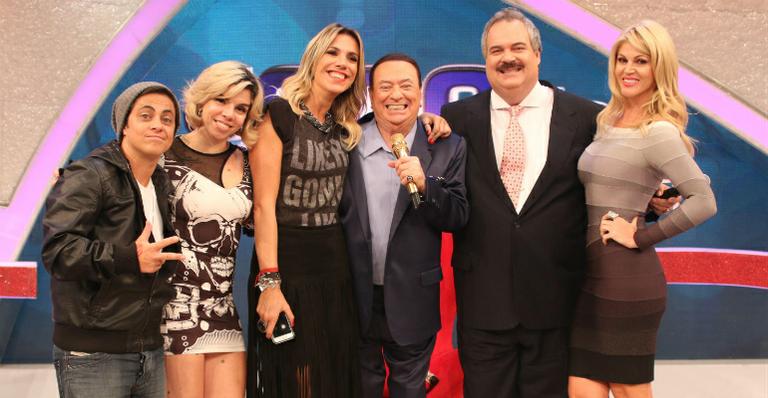 “Sou muito romântico, quente e pegador”, diz Gilberto Barros