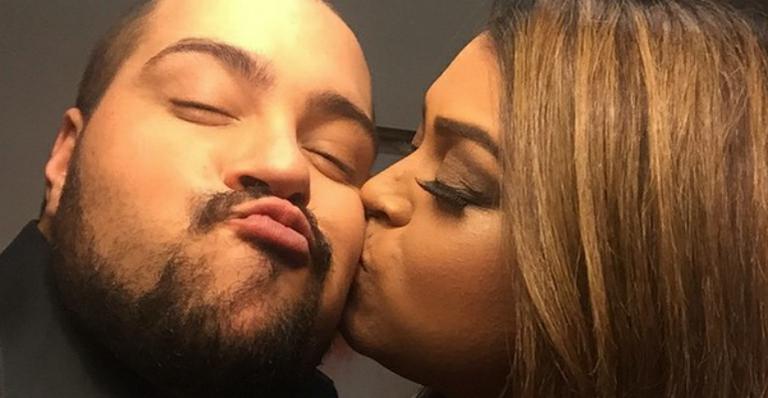 “Somos gordinhos gostosos”, diz Preta Gil em foto com Tiago Abravanel