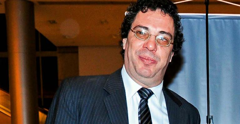 Walter Casagrande Jr. permanece na UTI com quadro estável, diz boletim