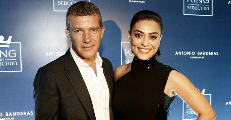 Antonio Banderas recebe brasileiras em lançamento de perfume no Rio de Janeiro