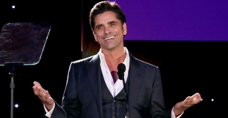 John Stamos entra para a reabilitação, diz site