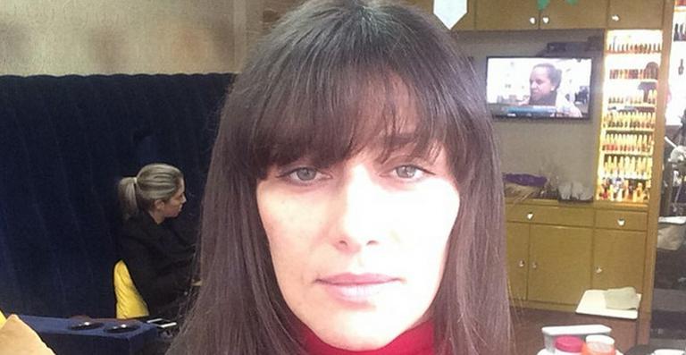 Maria Fernanda Cândido muda o visual e adota a franja