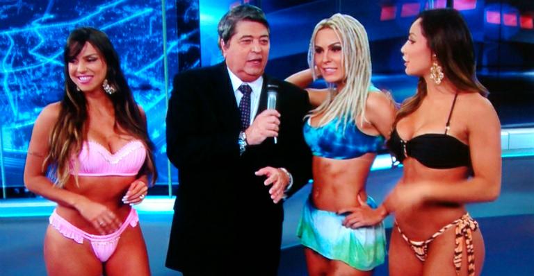 Datena apresenta jornal dominical com Panicats na Band