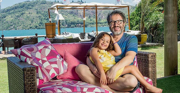 A dedicação de Leonardo Medeiros com a herdeira: “Clara mudou minha vida!”