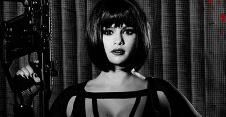 Selena Gomez fala sobre boatos de briga entre Taylor Swift e Katy Perry