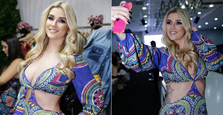 Aline Gotschalg capricha no decote em evento de moda no Espírito Santo