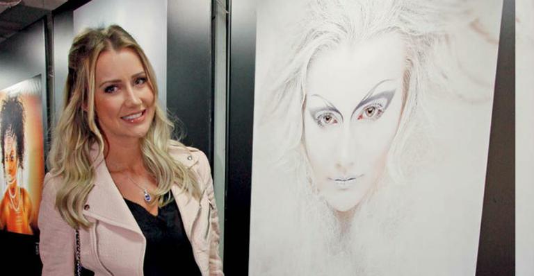 Ana Paula Siebert ganha versão pop art