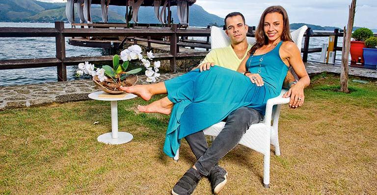Carla Marins em família: “Ter filho era um projeto de vida”