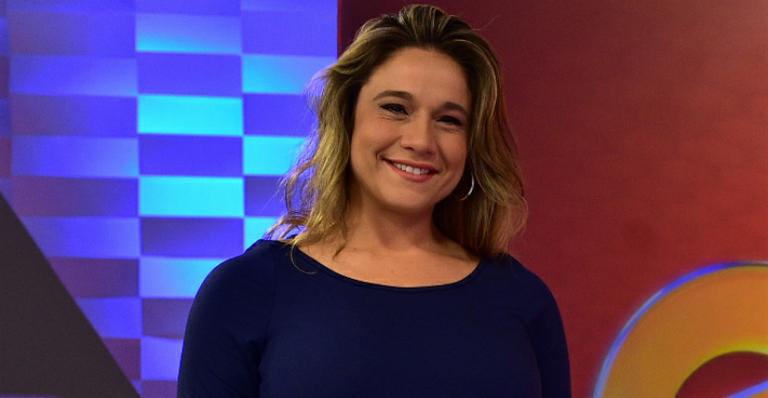 Fernanda Gentil mostra enfeite de maternidade do filho, Gabriel