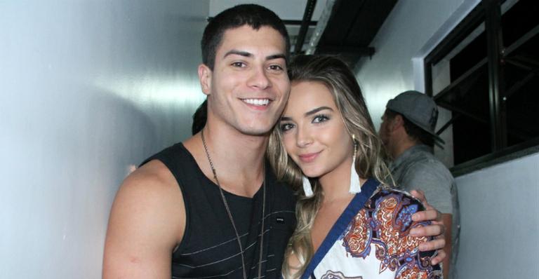 Arthur Aguiar assume namoro com atriz e modelo Camila Mayrink
