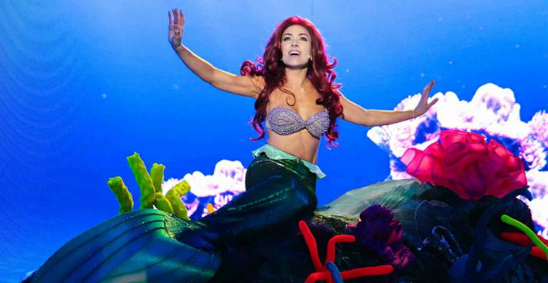 Patrícia Abravanel se transforma em Ariel, a ‘Pequena Sereia’